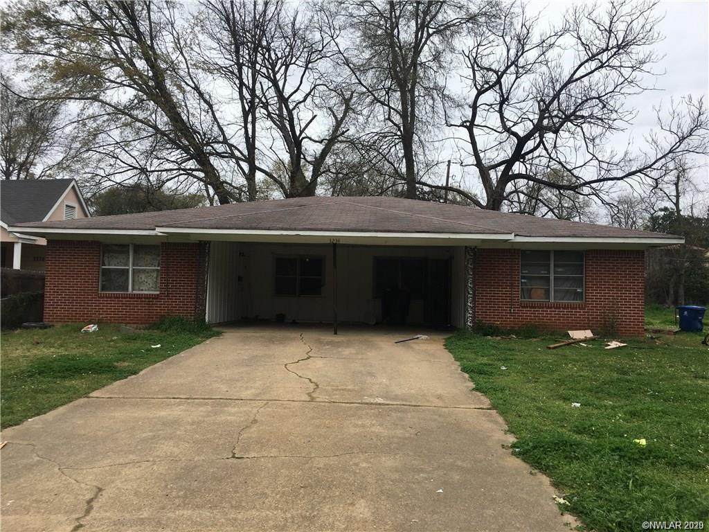 3234 Catherine Street - Photo 1