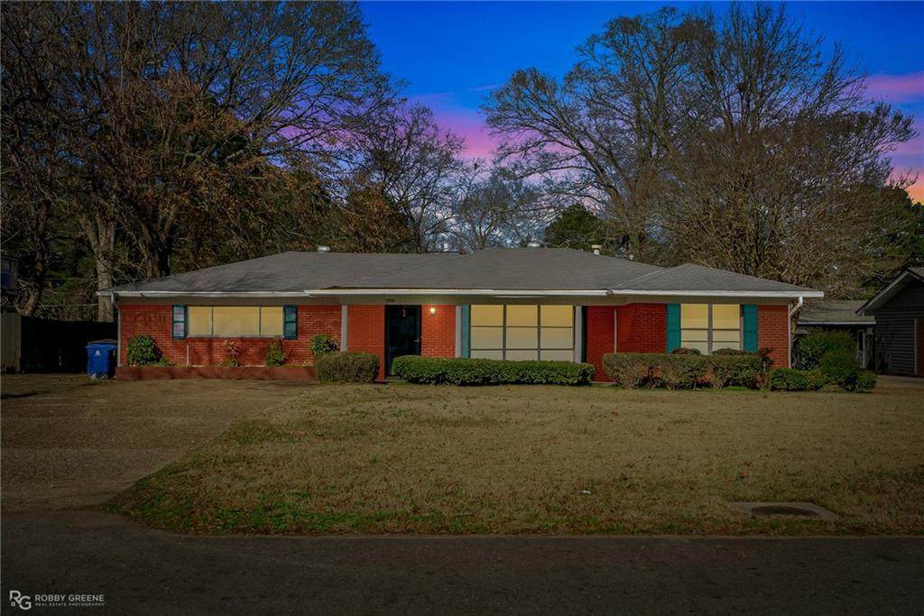 860 Francais Drive - Photo 1