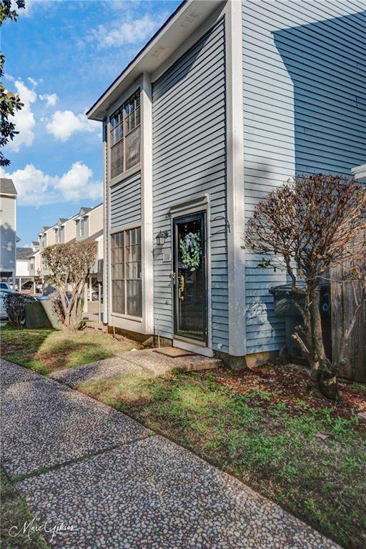 284 Settlers Park Drive - Photo 1