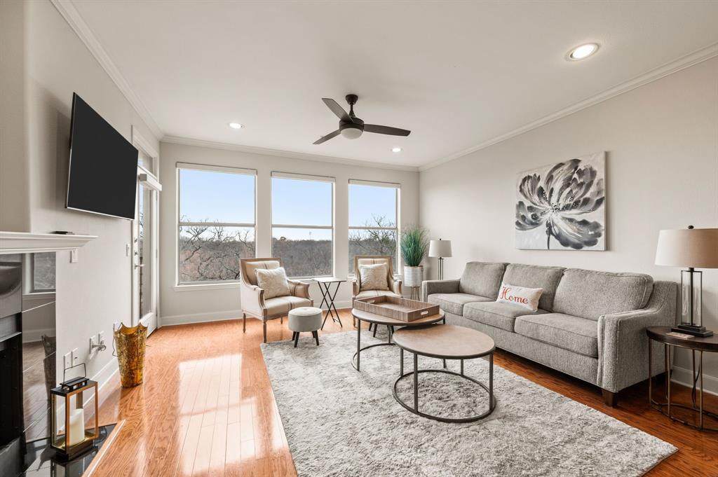 500 Waters Edge Drive - Photo 1