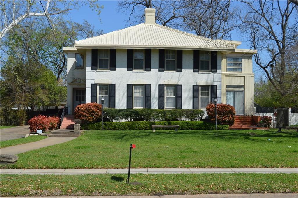 1808 Park Street - Photo 1