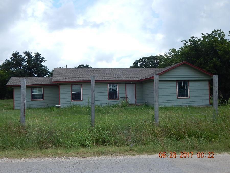 205 Vaughn Road - Photo 1