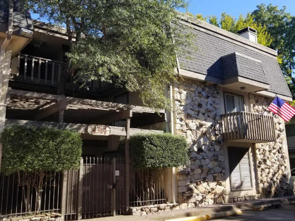4314 Travis Street - Photo 1