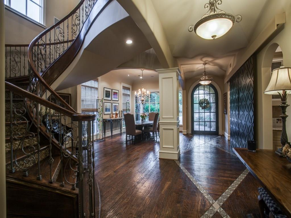 6016 Connerly Drive - Photo 1