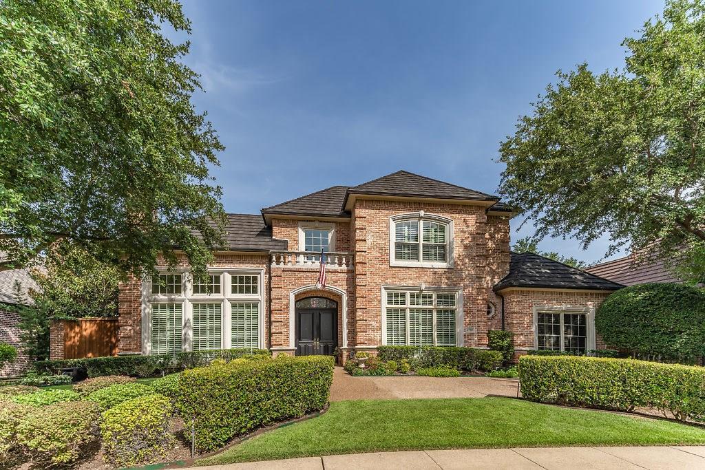 2705 Redding Drive - Photo 1