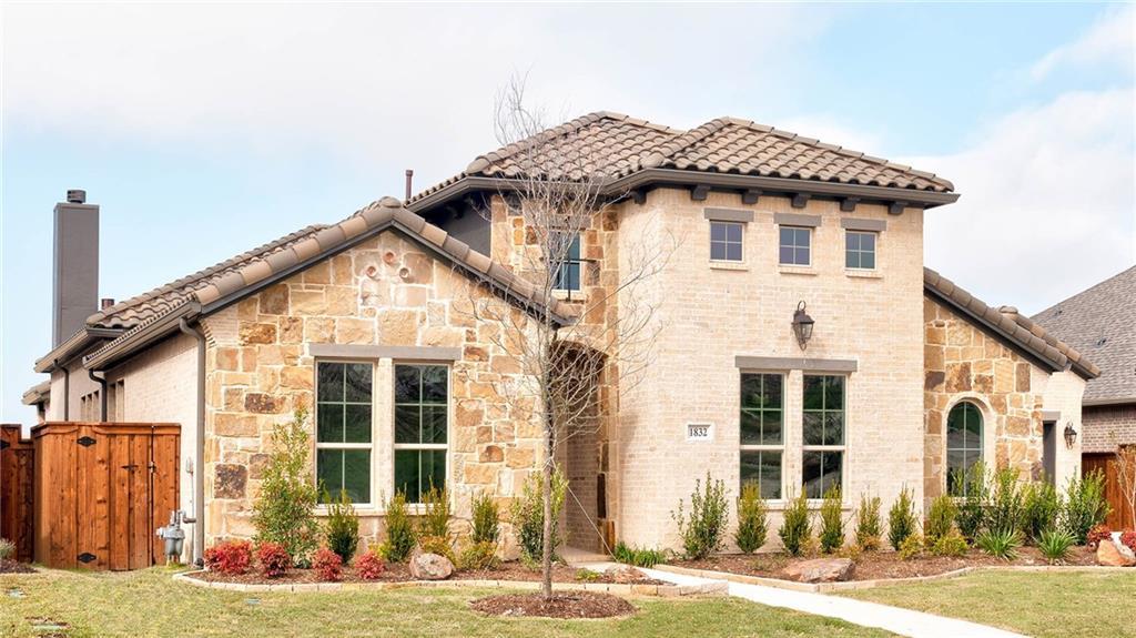 1832 Shumard Way - Photo 1