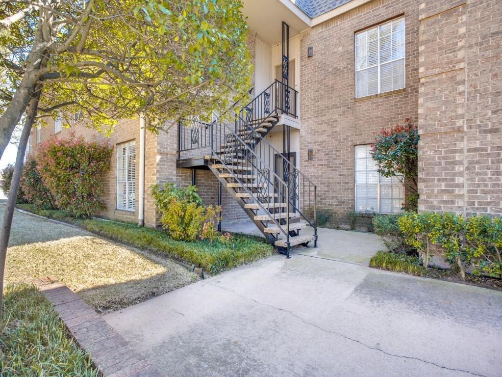 4442 Harlanwood Drive - Photo 1