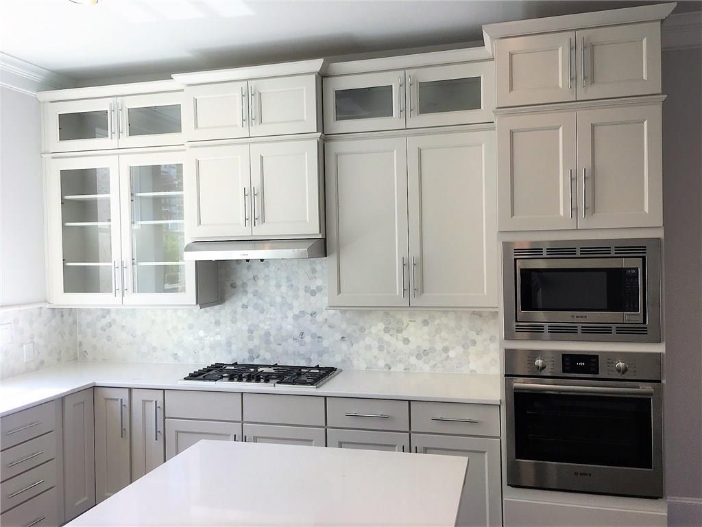 2807 Shelby Avenue - Photo 1
