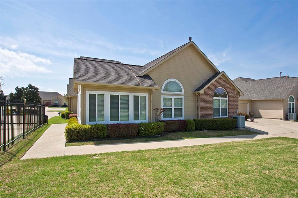 2601 Marsh Lane - Photo 1