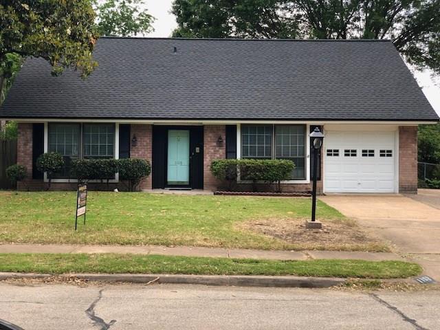 1108 Gloucester Court - Photo 1