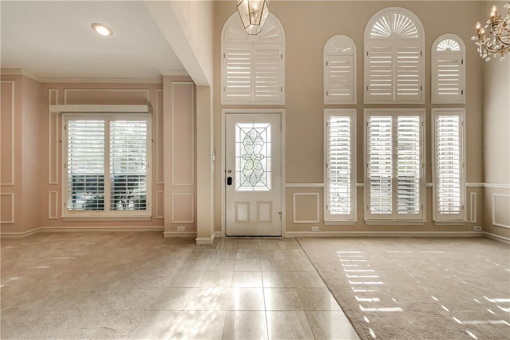 2620 Tulip Drive - Photo 1