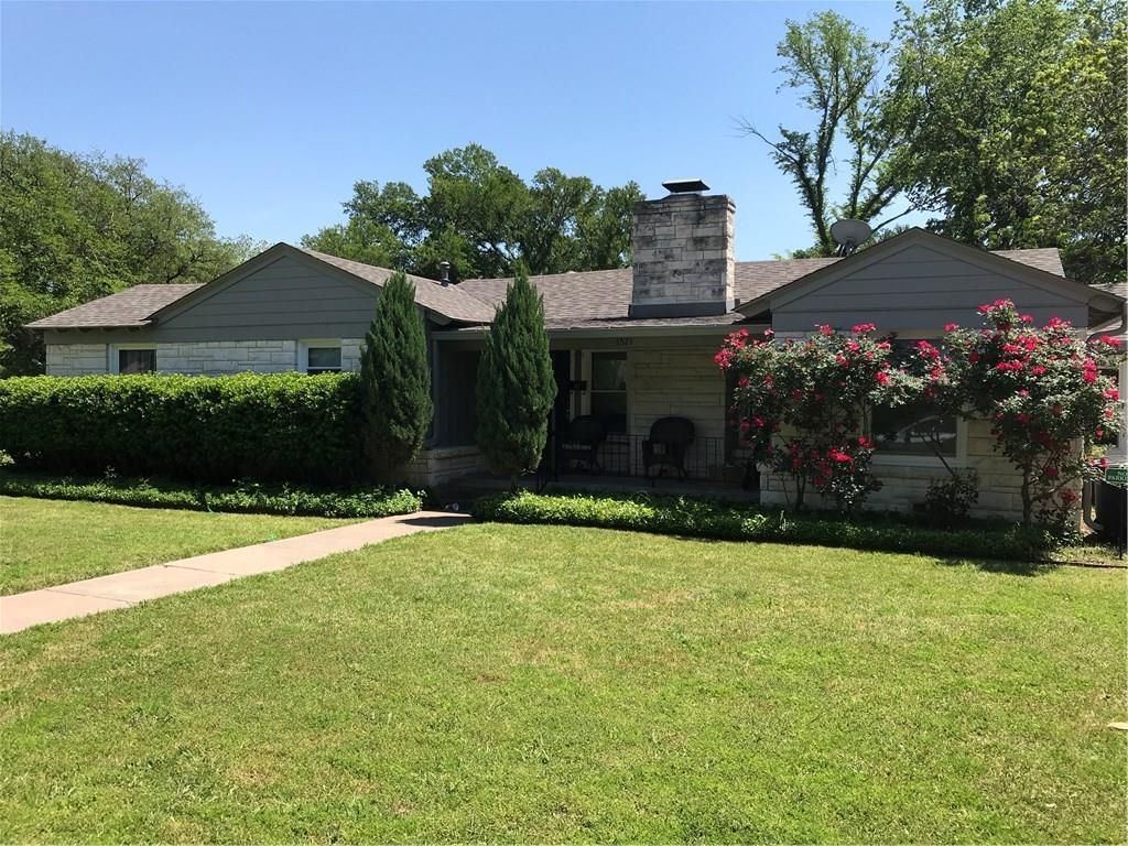 3521 Plymouth Avenue - Photo 1