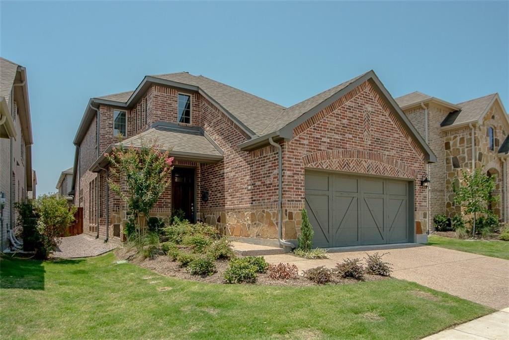 112 Knight Of The Realm Boulevard - Photo 1