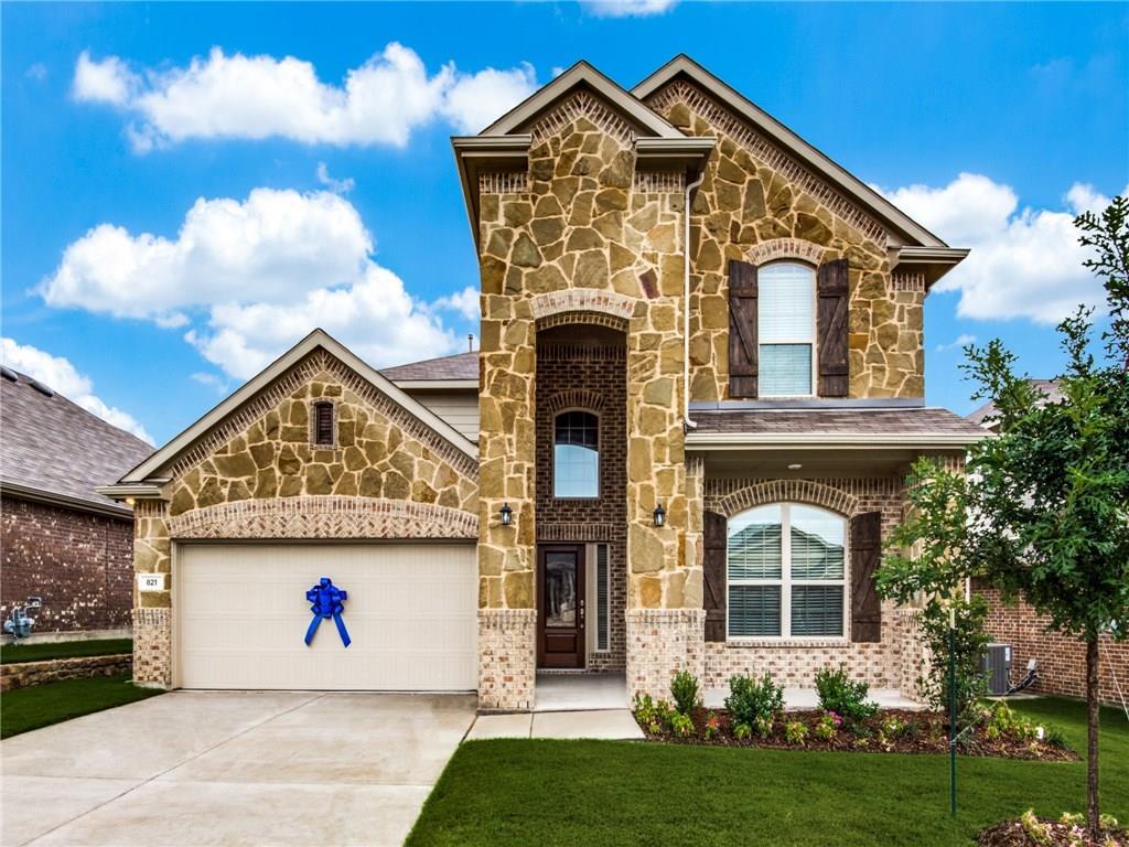 821 Skytop Drive - Photo 1