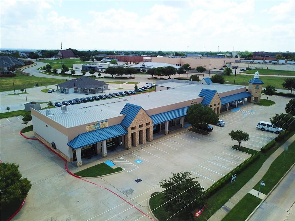 401 Valley Parkway - Photo 1