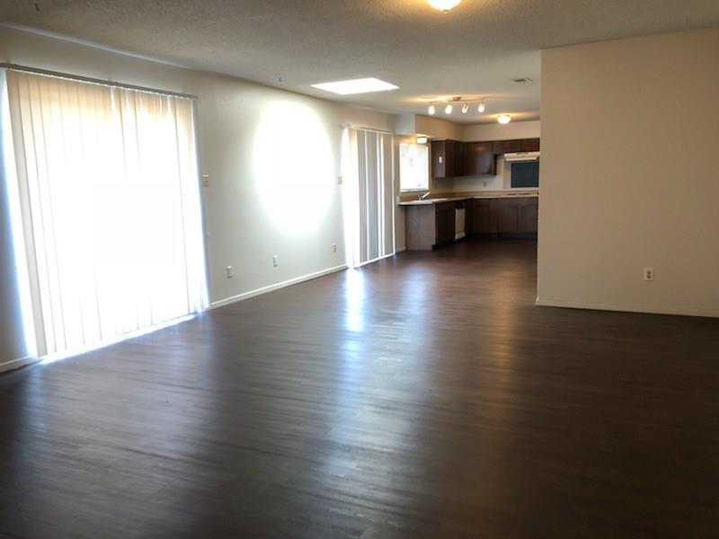 628 Taylor Court - Photo 1