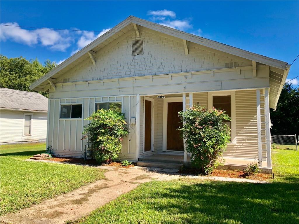 1213 Wesley Street - Photo 1