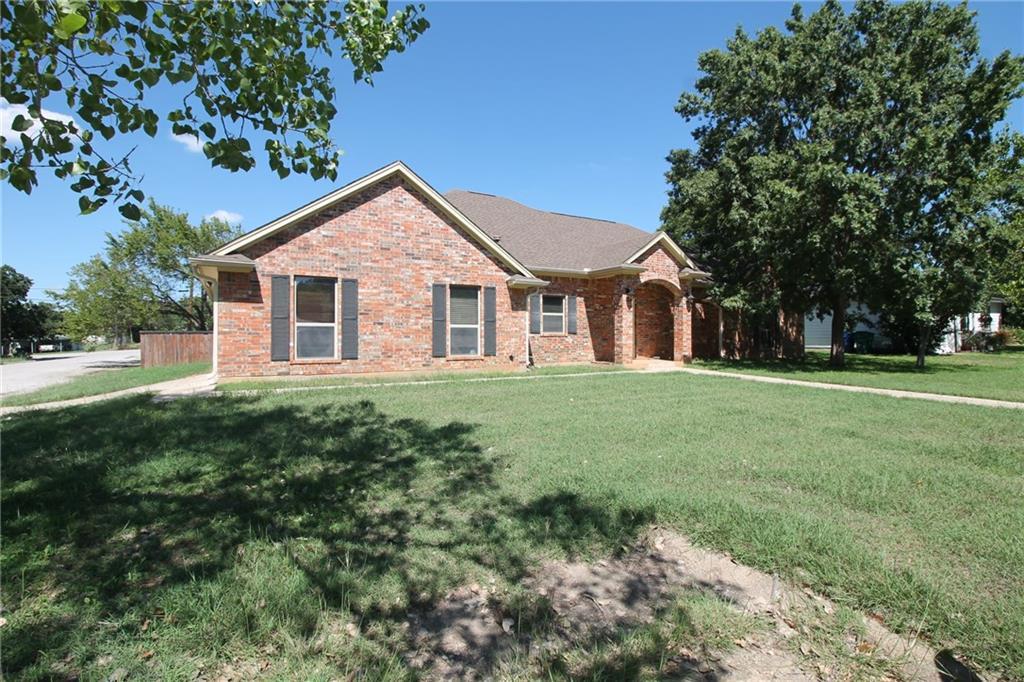 1501 Vine Street - Photo 1
