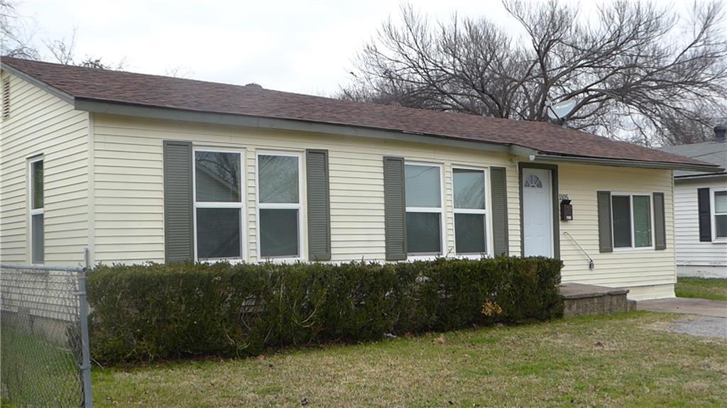 1105 West Street - Photo 1