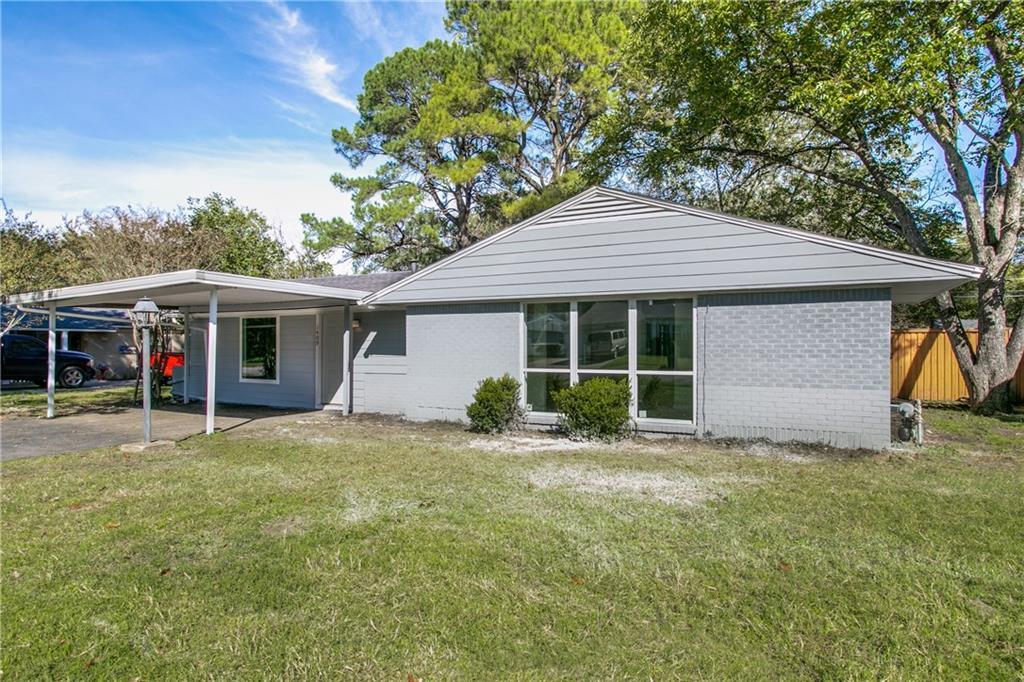 1409 Carswell Terrace - Photo 1