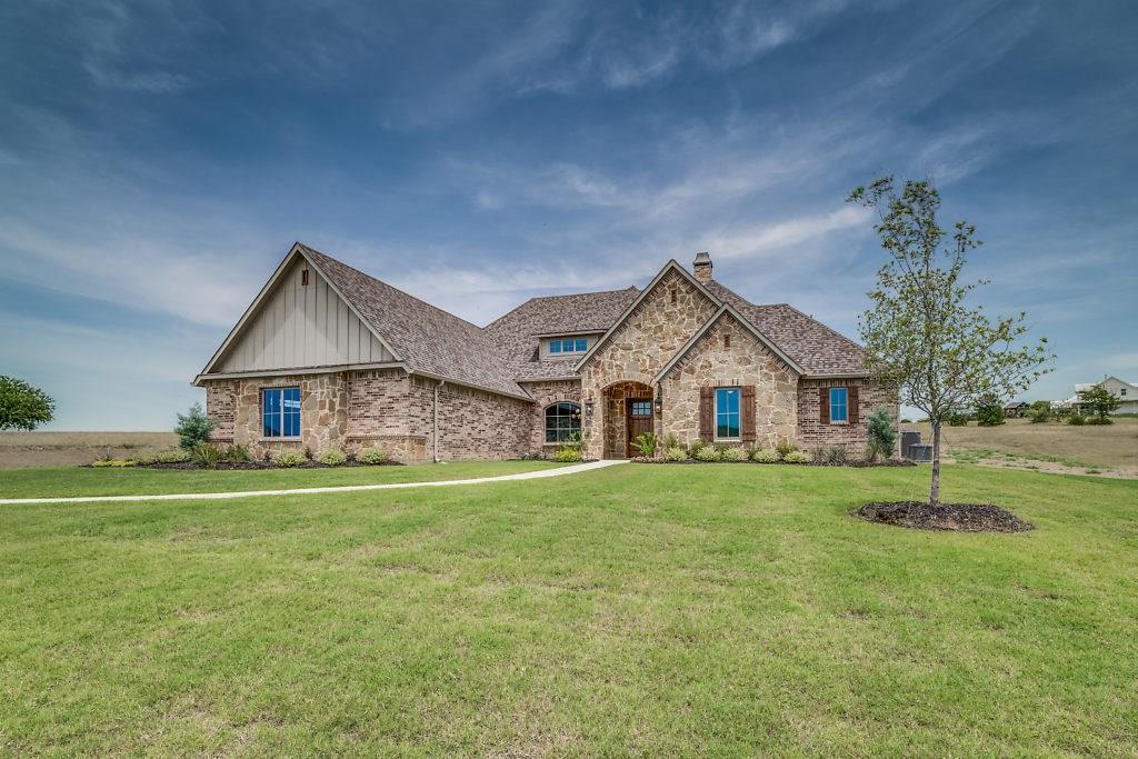 103 Eagle Point Drive - Photo 1
