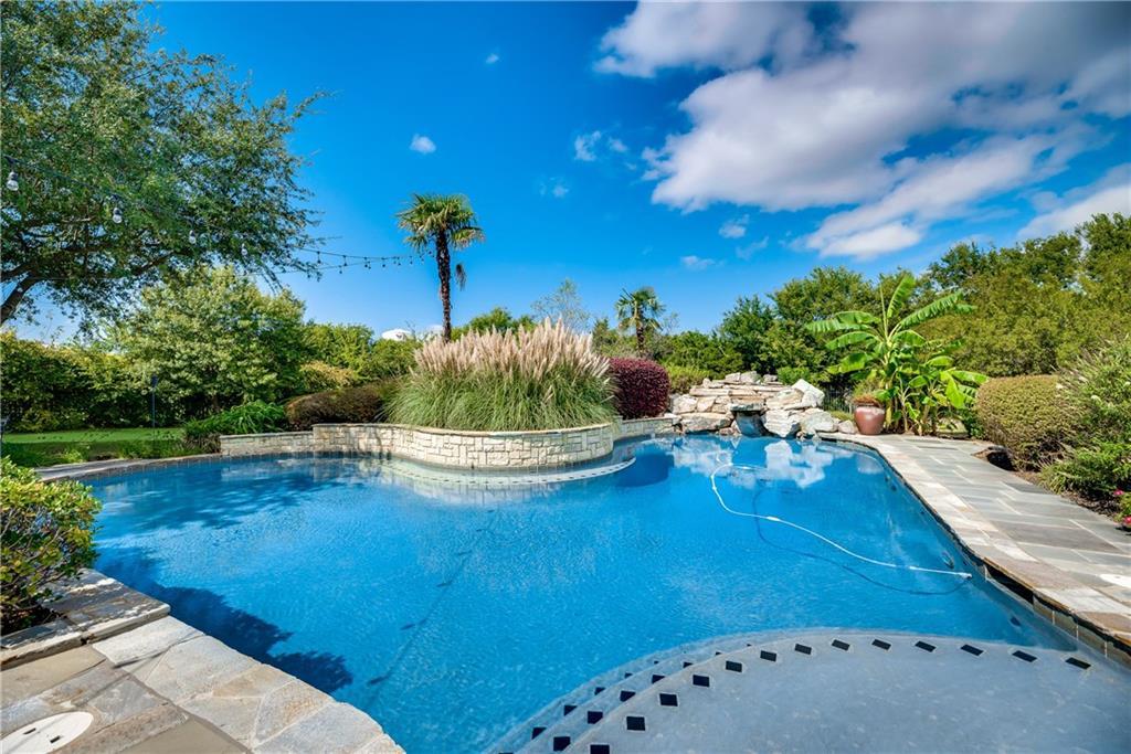 405 Chaps Drive - Photo 1