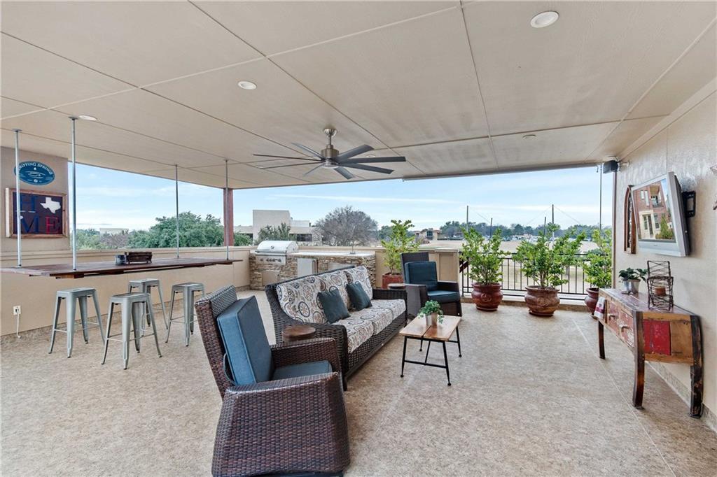 101 Decker Court - Photo 1