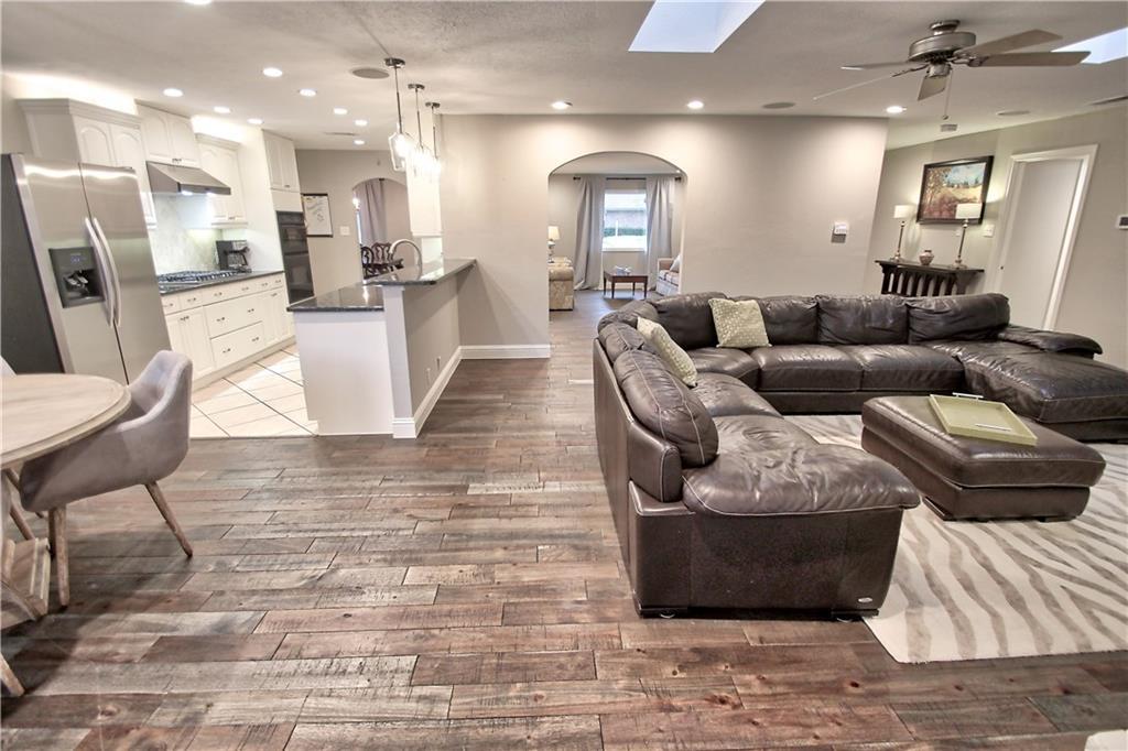 3930 Port Royal Drive - Photo 1