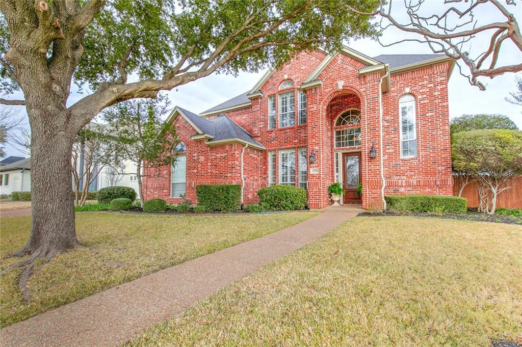 4705 Lakeshore Court - Photo 1