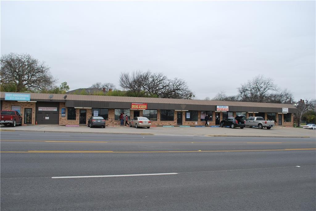202 Santa Fe Drive - Photo 1