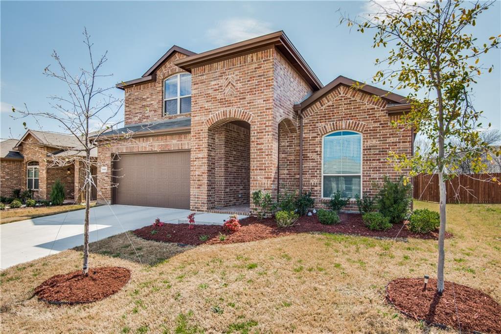 417 Spring Drive - Photo 1