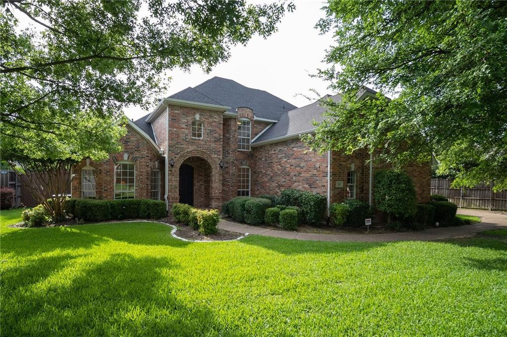 126 Manchester Lane - Photo 1