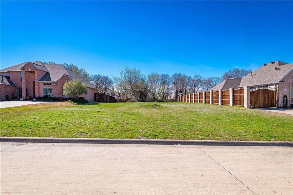 2206 High Pointe Drive - Photo 1