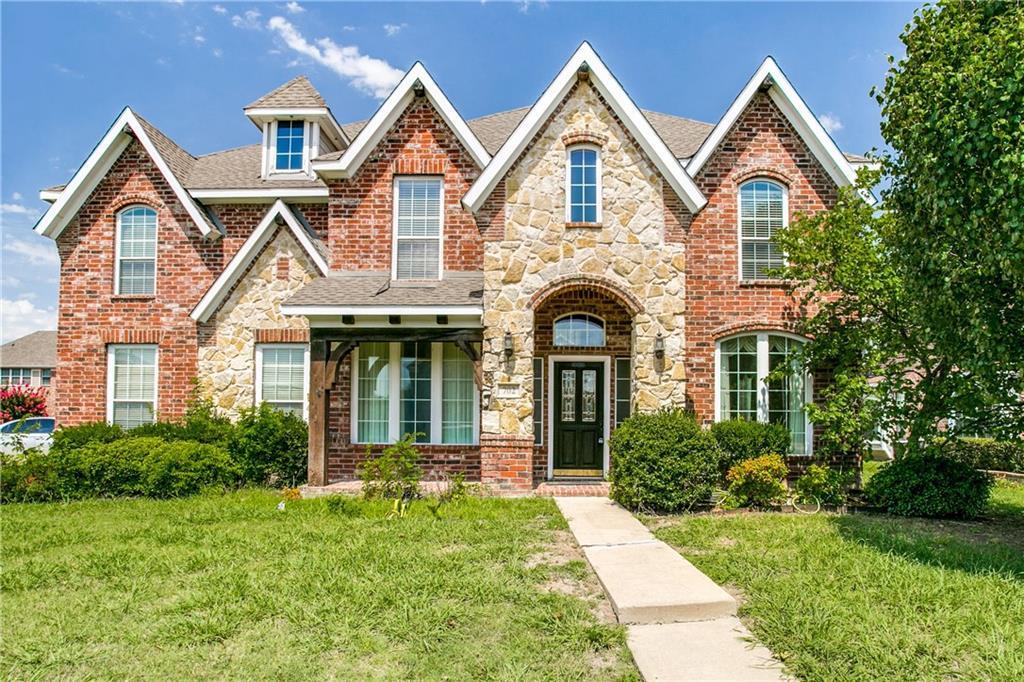 702 Champion Way - Photo 1
