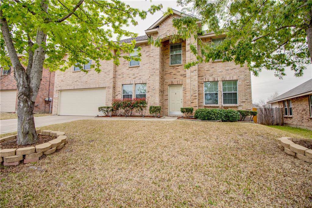 927 Oakcrest Drive - Photo 1