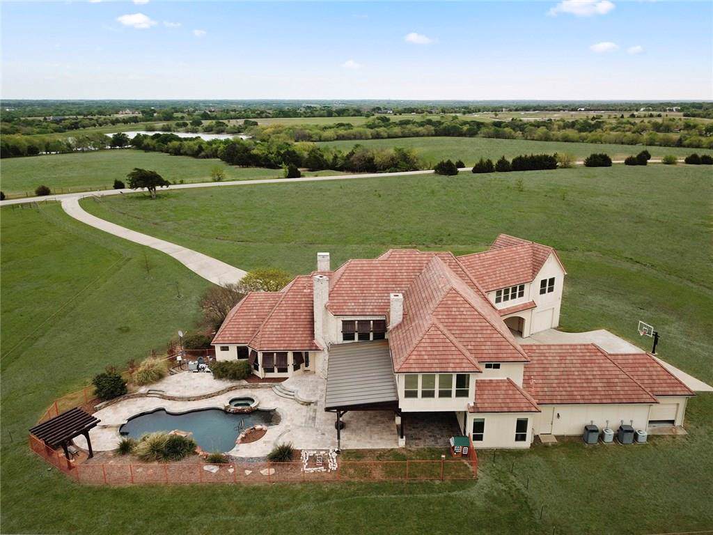 2545 Lone Star Road - Photo 1