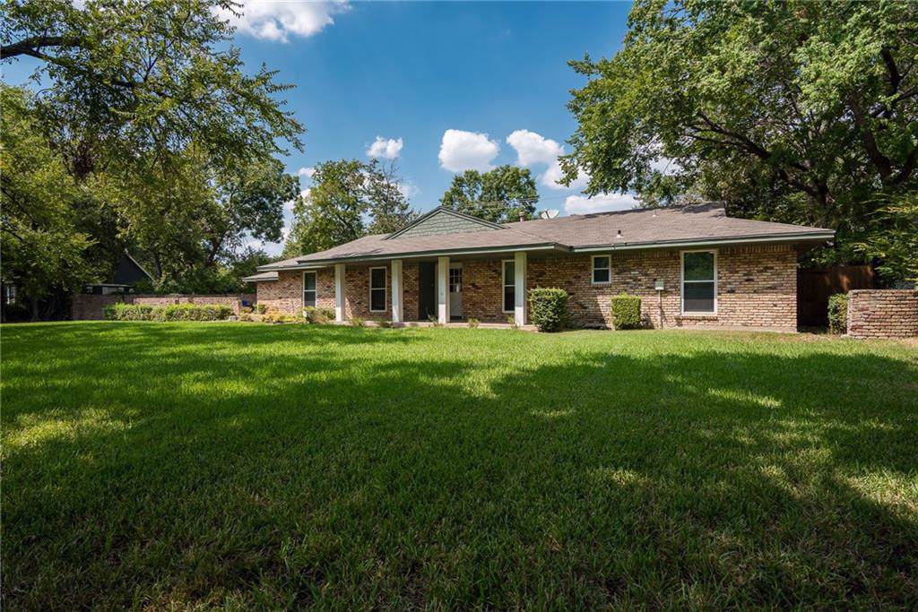2633 Farmers Branch Lane - Photo 1