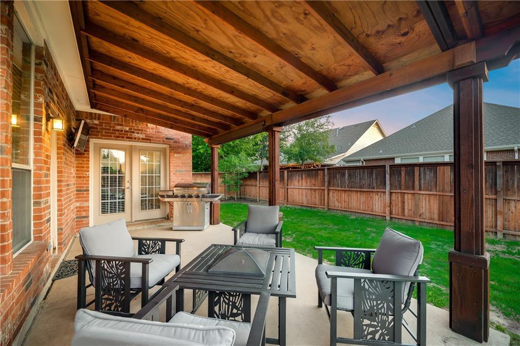 1471 Bonham Parkway - Photo 1