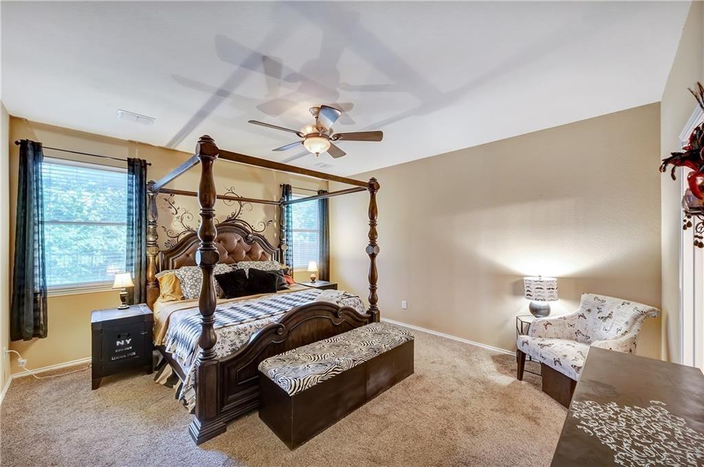 1709 Glen Hollow Circle - Photo 1
