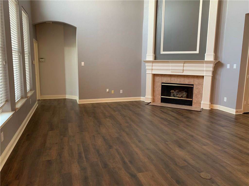 4501 Red Barn - Photo 1