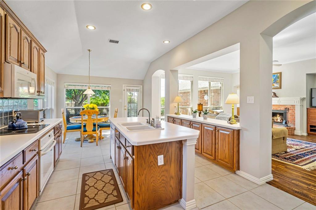 9504 Patagonia Lane - Photo 1