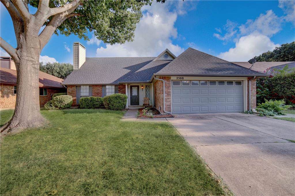 2508 Villanova Street - Photo 1