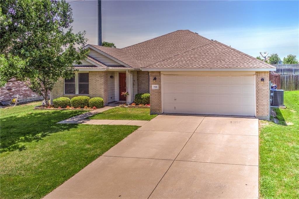 706 Linden Avenue - Photo 1