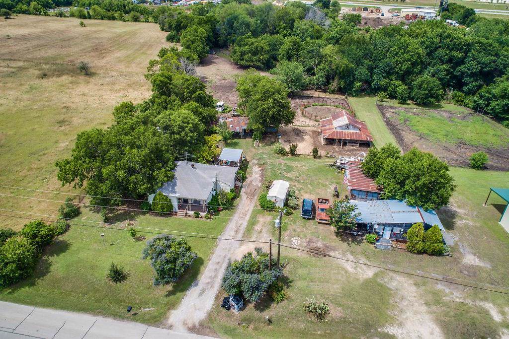 3851 Shadygrove Road - Photo 1