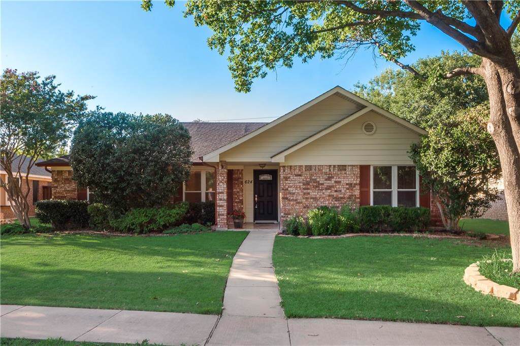 624 Phillips Drive - Photo 1