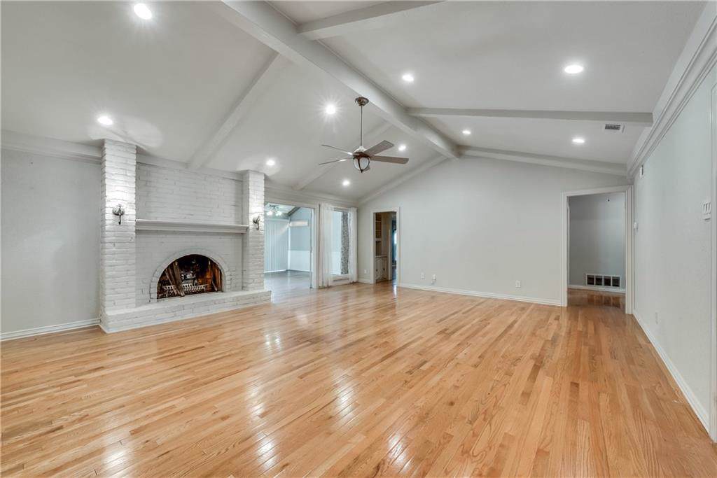 2713 Meadowbrook Court - Photo 1