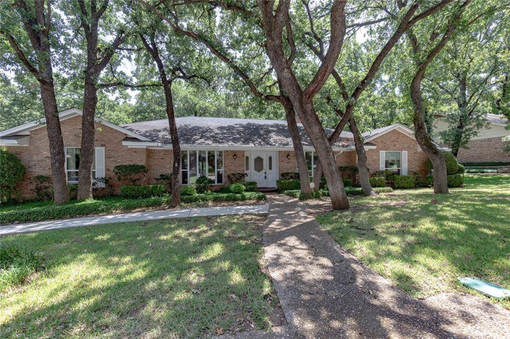 2117 Coolidge Drive - Photo 1