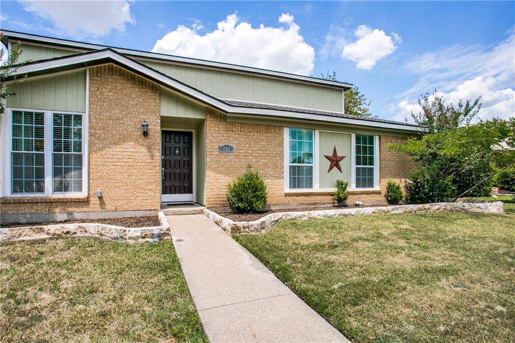 807 Roaming Road Drive - Photo 1