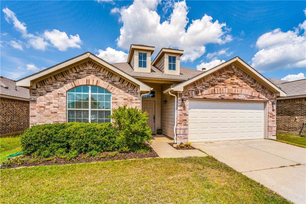 1822 Sable Wood Drive - Photo 1