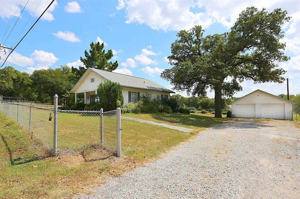 7639 Confederate Park Road - Photo 1